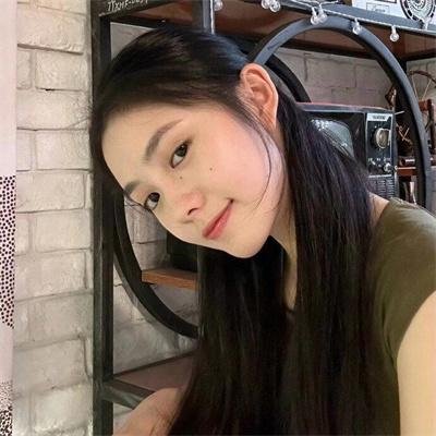 窗外是蓝星